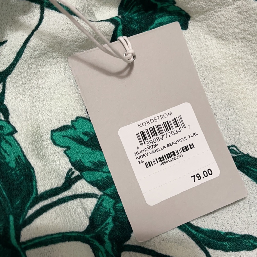 Chelsea28 Crepe Wrap Midi Dress - Picture 4 of 4